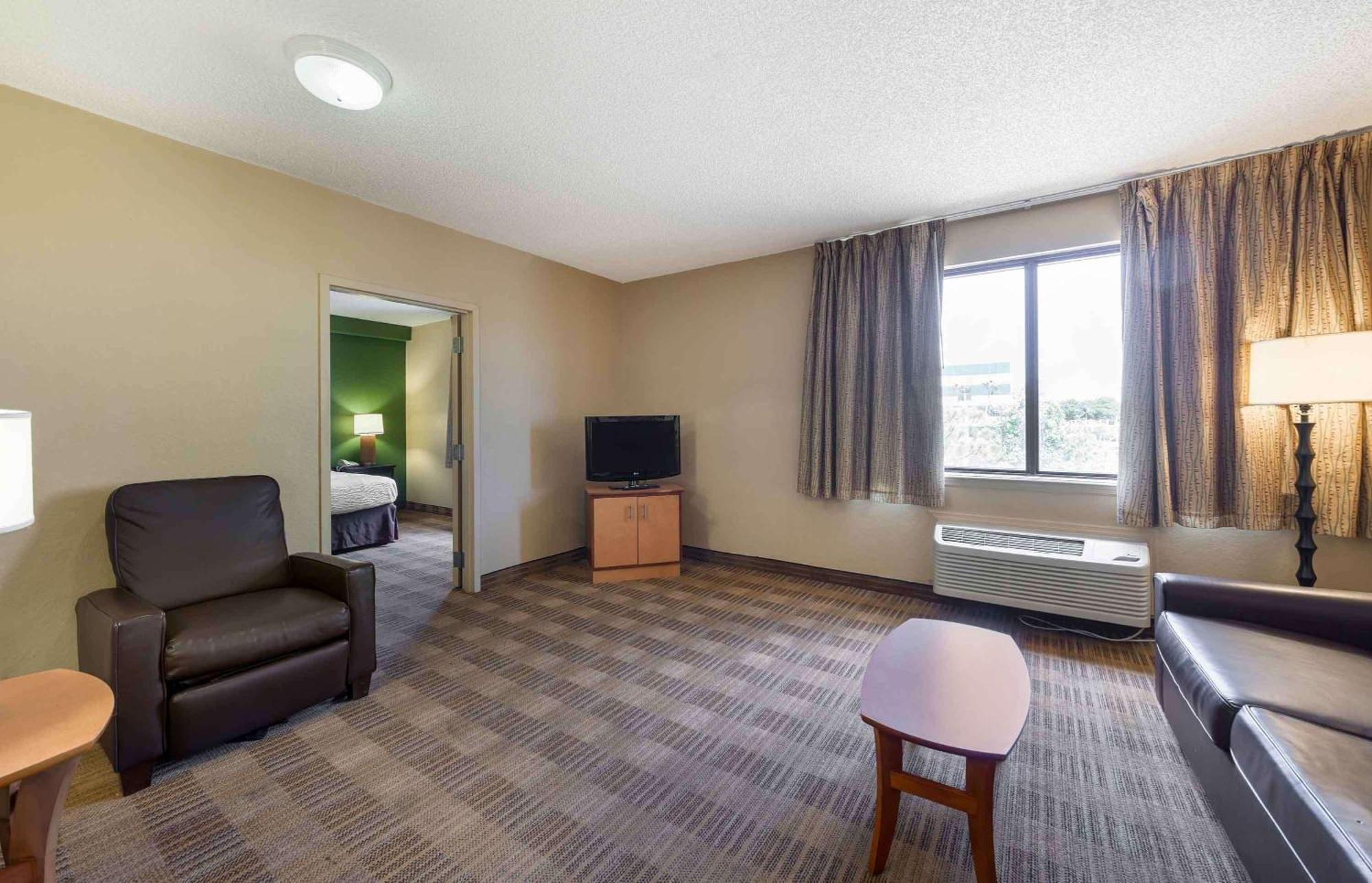 Extended Stay America Select Suites - Houston - Willowbrook - Hwy 249 Eksteriør bilde