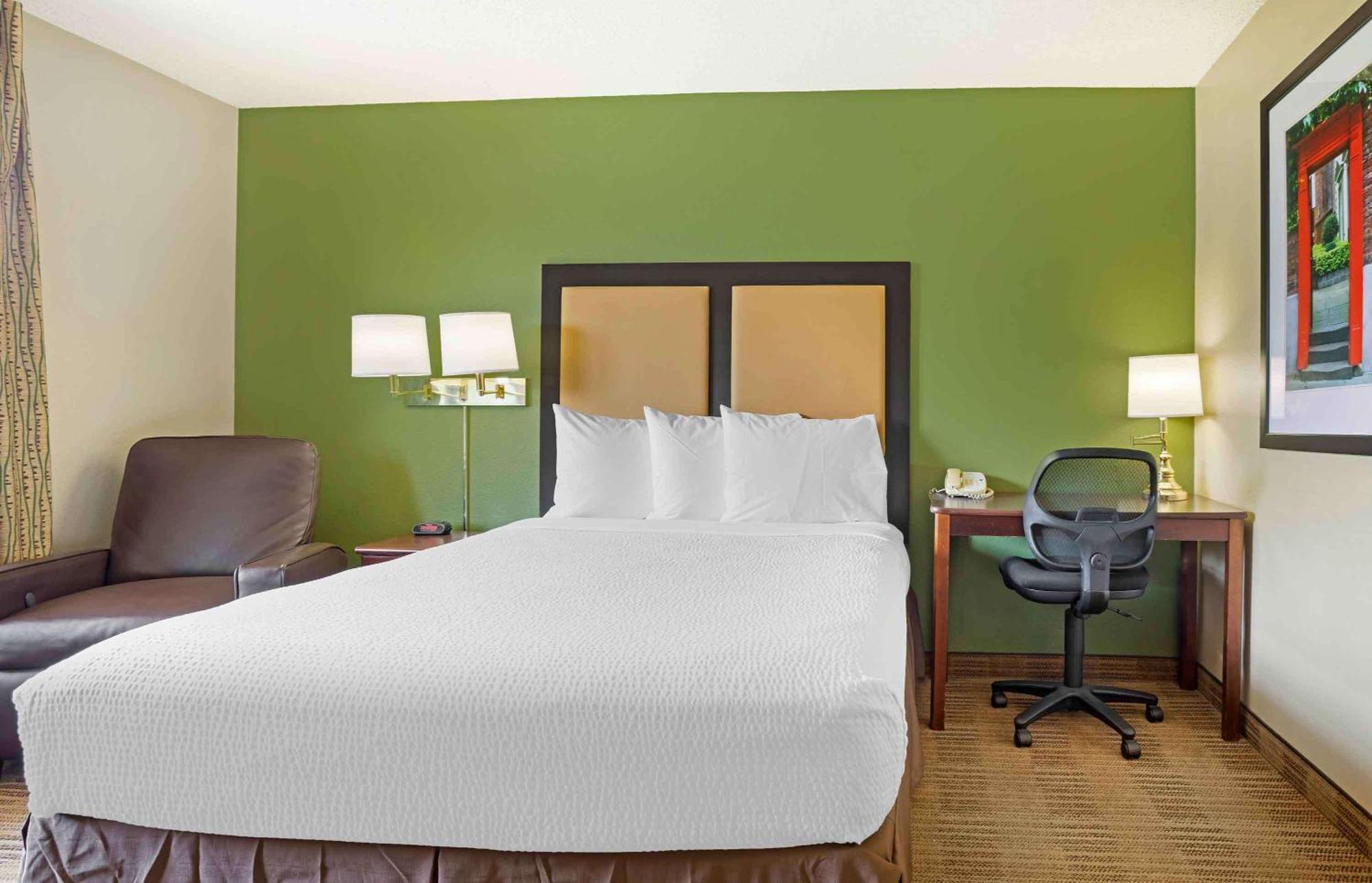 Extended Stay America Select Suites - Houston - Willowbrook - Hwy 249 Eksteriør bilde